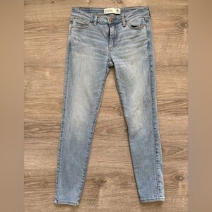 Abercrombie & Fitch Ankle Jean